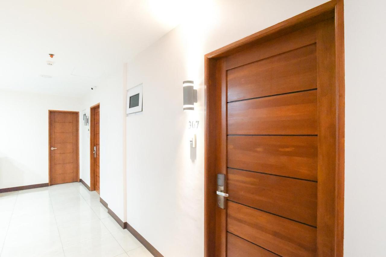 Hotel Merlo Makati City Zewnętrze zdjęcie