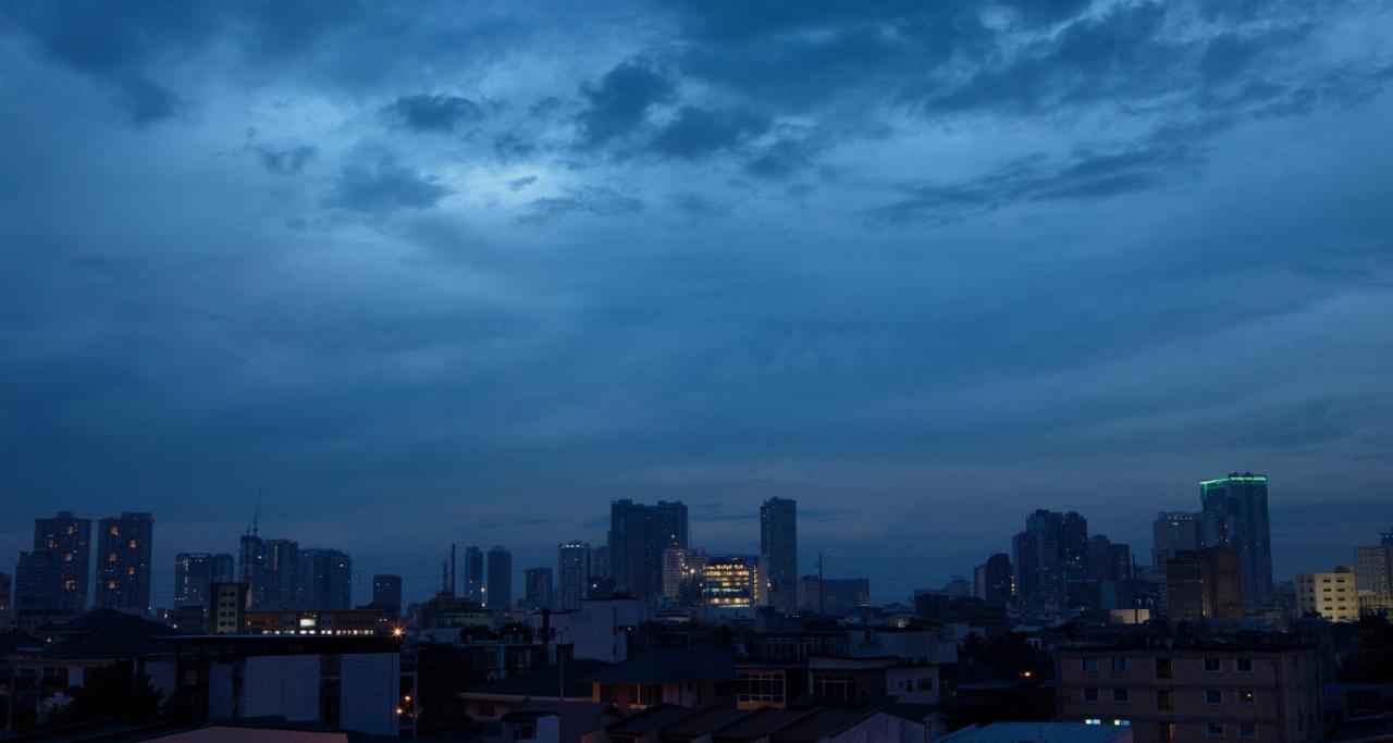 Hotel Merlo Makati City Zewnętrze zdjęcie
